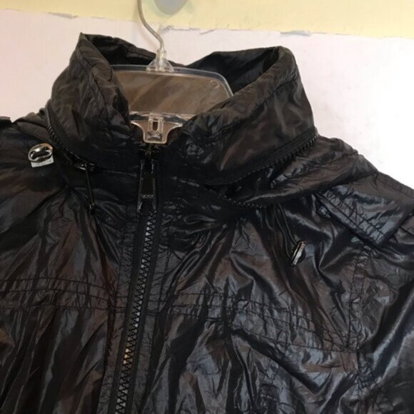 Mackage PERLA Packable Rain Jacket Hoodie Trench Zip Pocket Bag Lightweight Coat - Picture 12 of 16